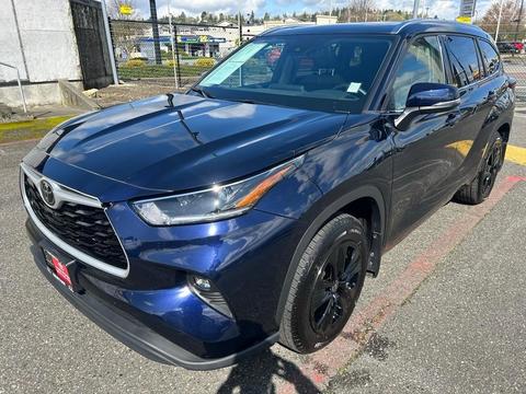 2021 Toyota Highlander.