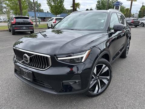 2024 Volvo XC40.