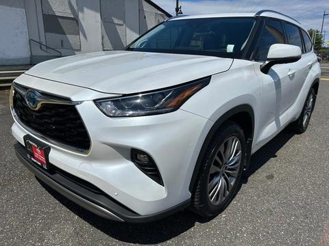 2022 Toyota Highlander.