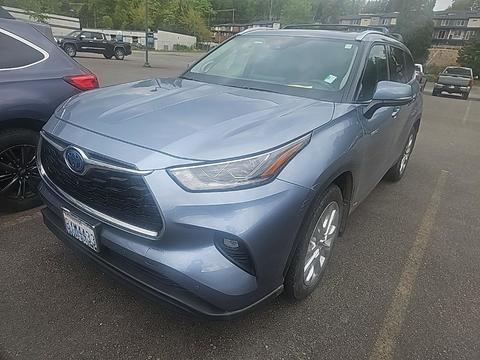 2021 Toyota Highlander.