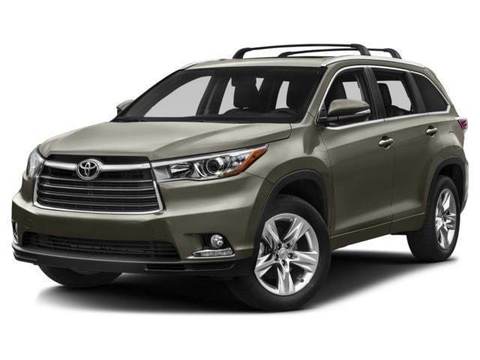 2016 Toyota Highlander.