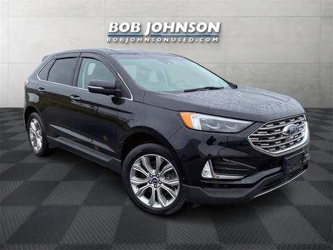 2019 Ford Edge.