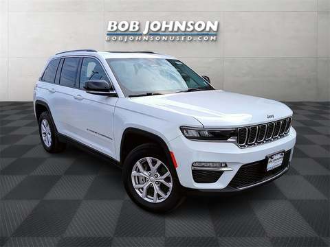 2022 Jeep Grand Cherokee.