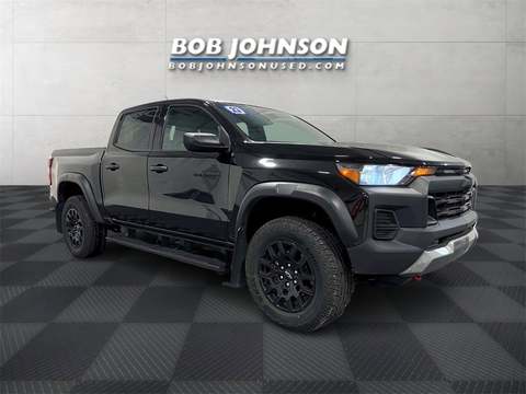 2023 Chevrolet Colorado.