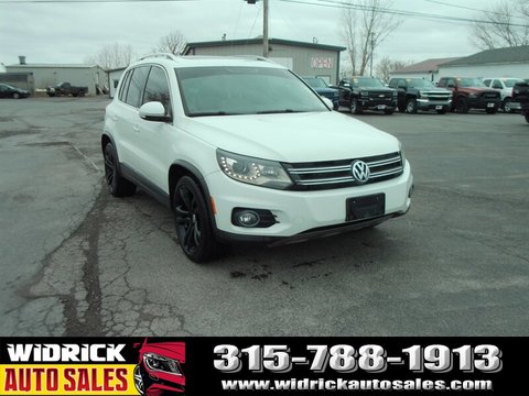 2016 Volkswagen Tiguan.