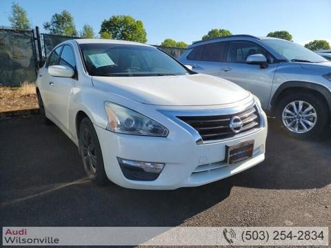 2015 Nissan Altima.