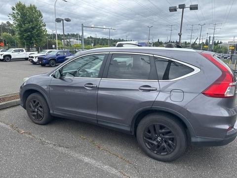 2015 Honda CR-V.