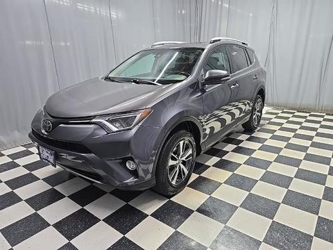 2016 Toyota RAV4.