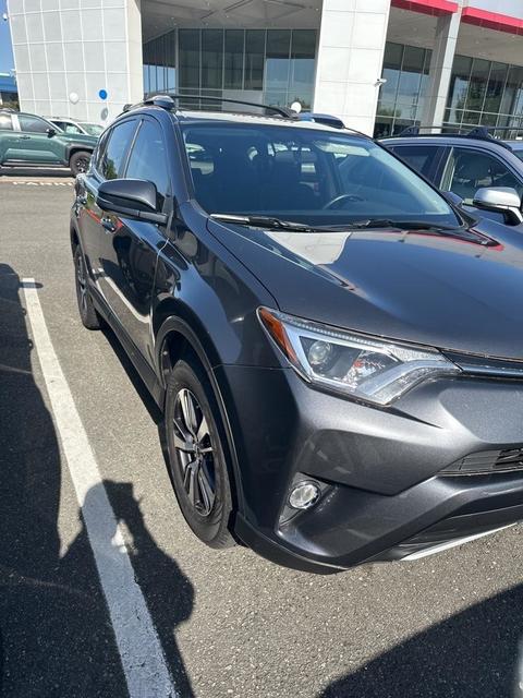 2016 Toyota RAV4.