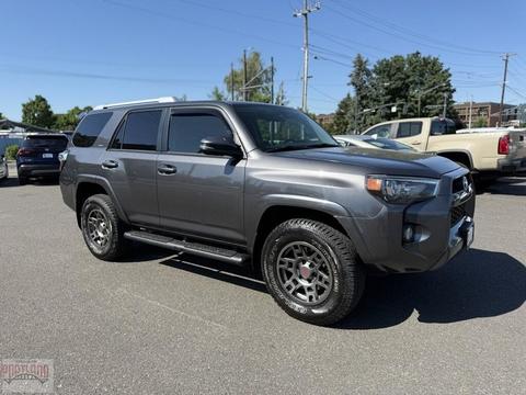 2016 Toyota 4Runner.