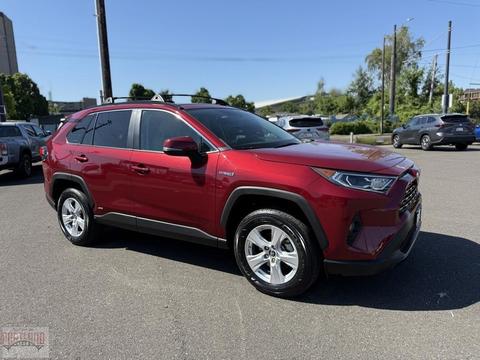 2019 Toyota RAV4.