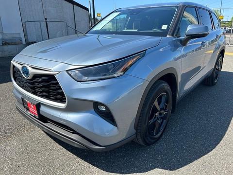 2021 Toyota Highlander.