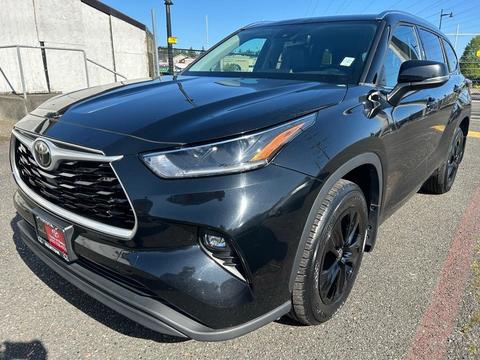 2021 Toyota Highlander.