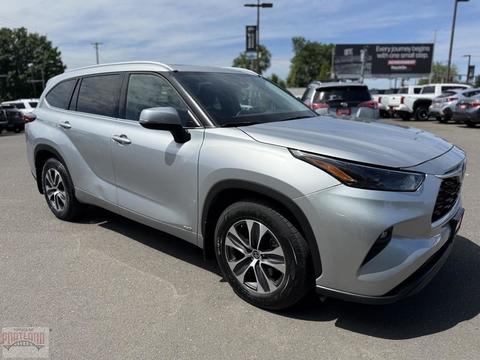 2022 Toyota Highlander.