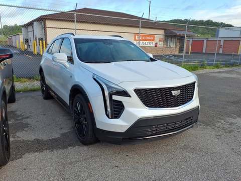 2023 Cadillac XT4.