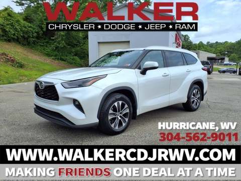2022 Toyota Highlander.