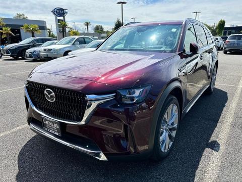 2024 Mazda CX-90.
