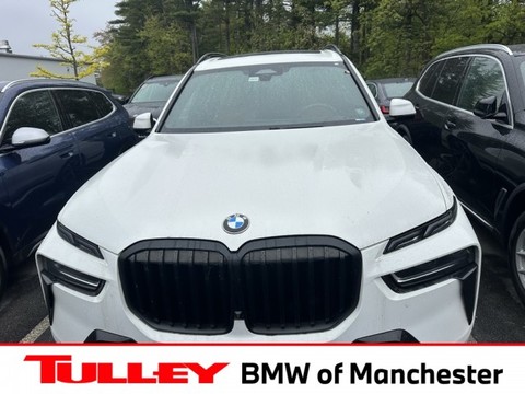 2023 BMW X7.