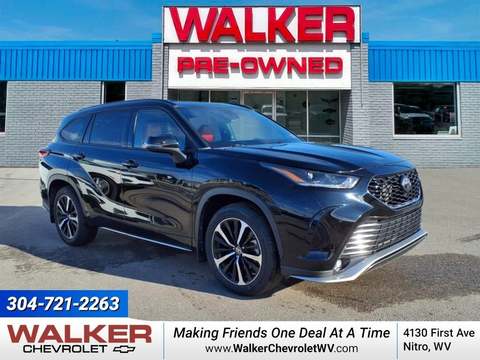 2022 Toyota Highlander.