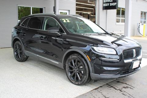 2022 Lincoln Nautilus.