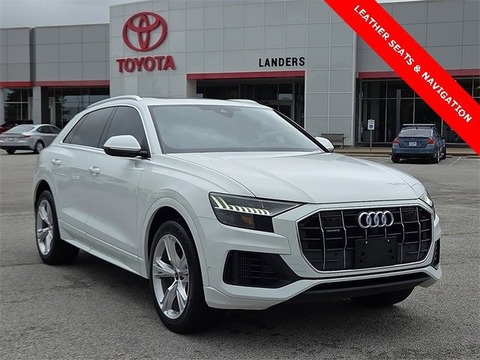 2023 Audi Q8.