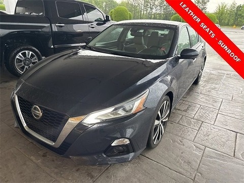 2020 Nissan Altima.