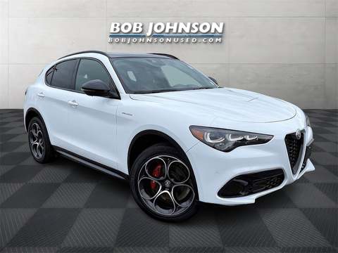 2024 Alfa Romeo Stelvio.