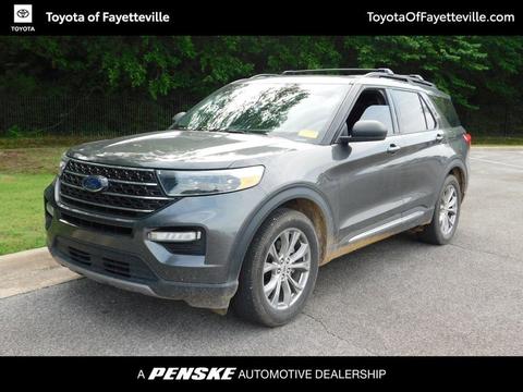 2020 Ford Explorer.