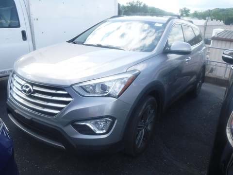 2016 Hyundai Santa Fe.