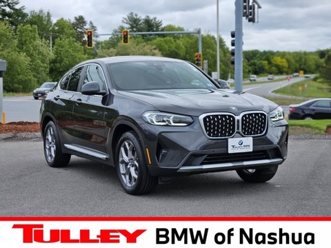 2023 BMW X4.