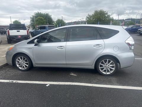 2012 Toyota Prius.