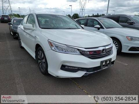 2017 Honda Accord.