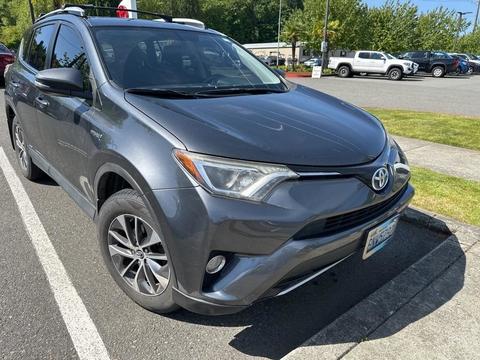 2016 Toyota RAV4.