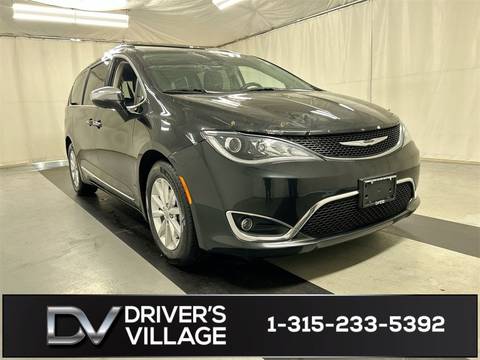 2018 Chrysler Pacifica.