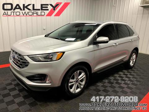 2019 Ford Edge.