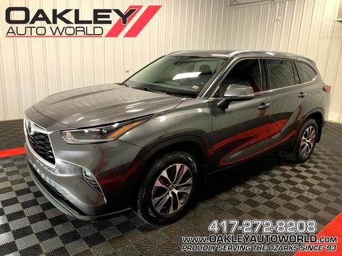 2021 Toyota Highlander.