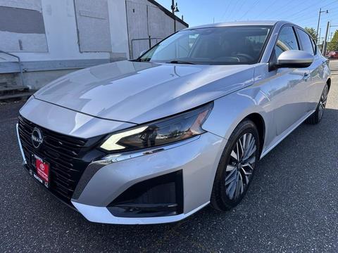 2023 Nissan Altima.