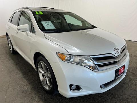 2013 Toyota Venza.
