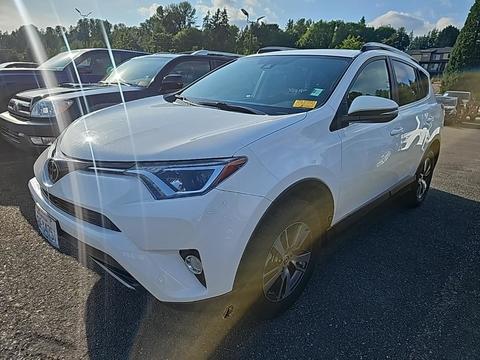 2017 Toyota RAV4.