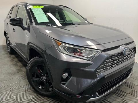 2019 Toyota RAV4.