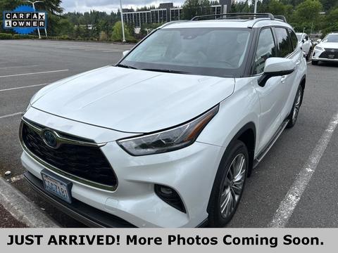 2022 Toyota Highlander.