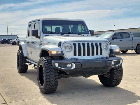 2023 Jeep Gladiator.