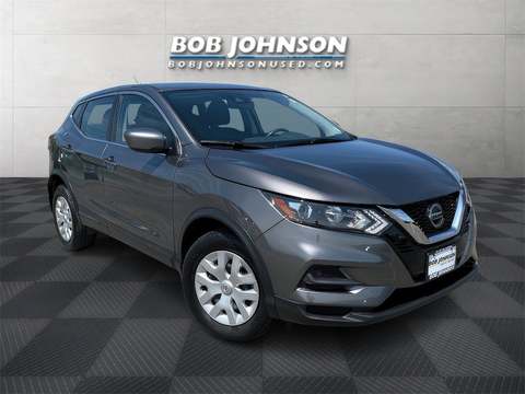 2020 Nissan Rogue.