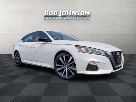2020 Nissan Altima.