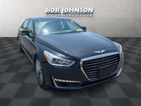 2019 Genesis G90.