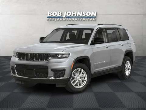 2022 Jeep Grand Cherokee.
