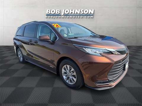 2021 Toyota Sienna.
