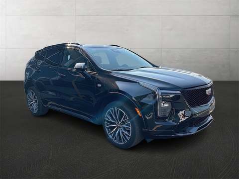 2024 Cadillac XT4.