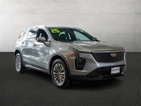 2025 Cadillac XT4.
