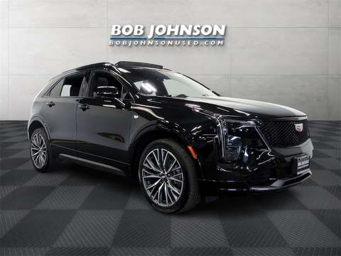 2024 Cadillac XT4.